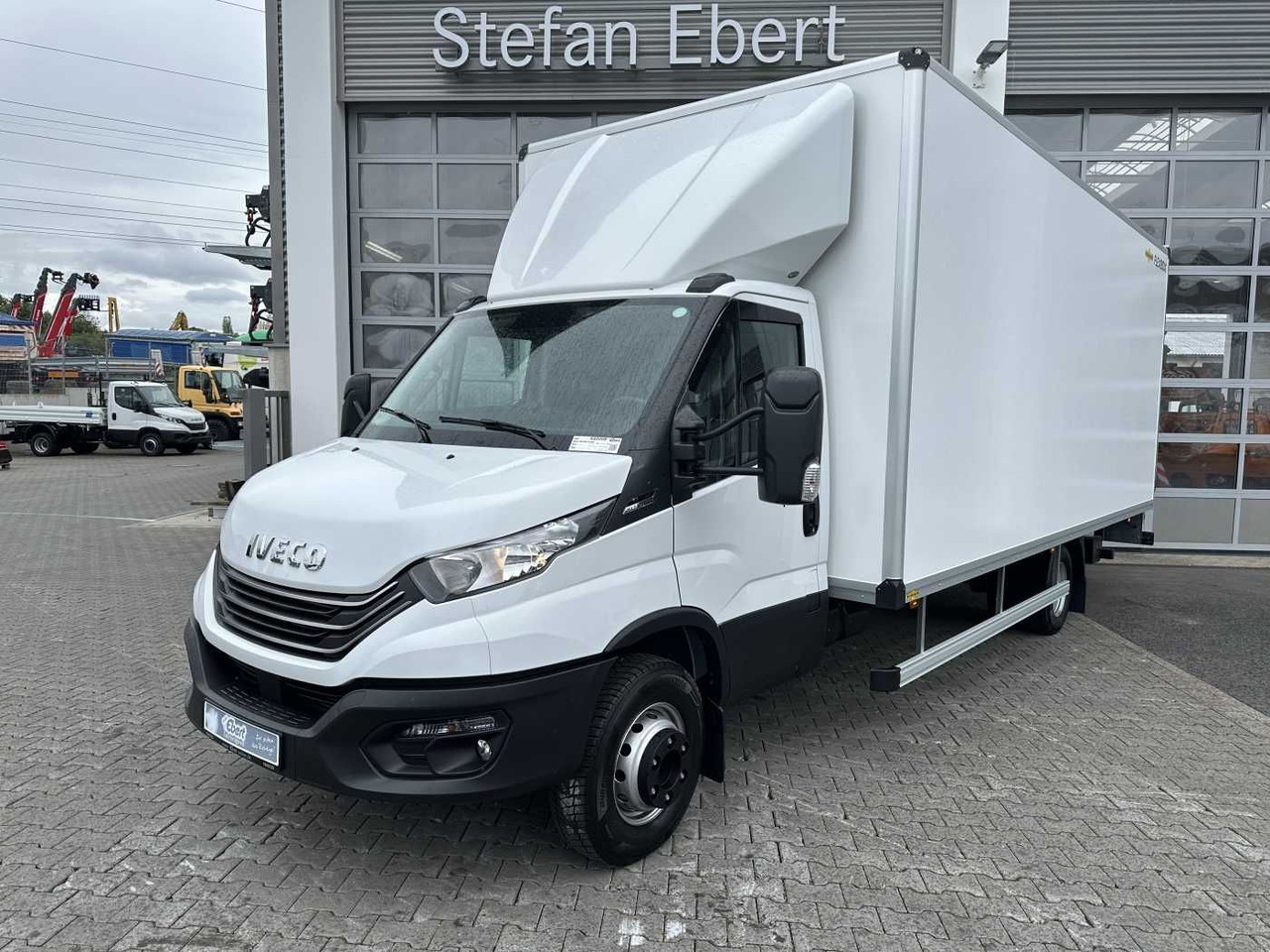 Iveco Daily 70C18 HA8 *R5.100mm*LBW*Luft*Automatik* - Varebil med skap: bilde 1 Iveco Daily 70C18 HA8 *R5.100mm*LBW*Luft*Automatik* - Varebil med skap: bilde 1