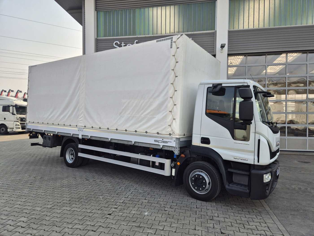 Iveco Eurocargo ML120E25 LBW 1.500kg Klima 3 Sitze - Kapellbil: bilde 3 Iveco Eurocargo ML120E25 LBW 1.500kg Klima 3 Sitze - Kapellbil: bilde 3