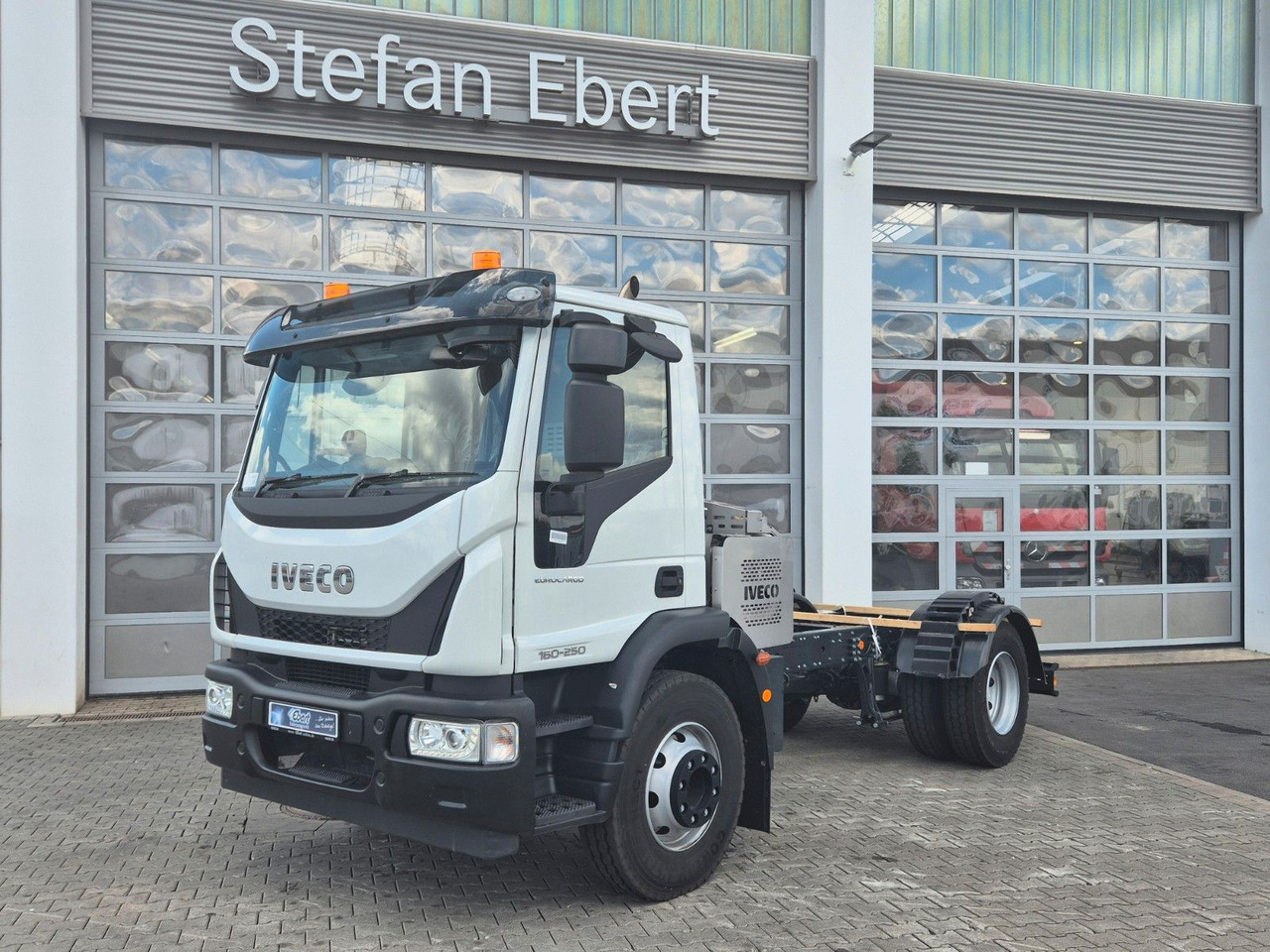 Iveco Eurocargo ML160E25/P EVI_E 4x2 RHD Rechtslenker - Chassis lastebil: bilde 3 Iveco Eurocargo ML160E25/P EVI_E 4x2 RHD Rechtslenker - Chassis lastebil: bilde 3