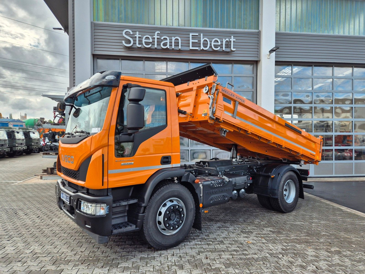 Iveco Eurocargo ML180E32K 4x2 Meiller AHK - Tippbil: bilde 1 Iveco Eurocargo ML180E32K 4x2 Meiller AHK - Tippbil: bilde 1