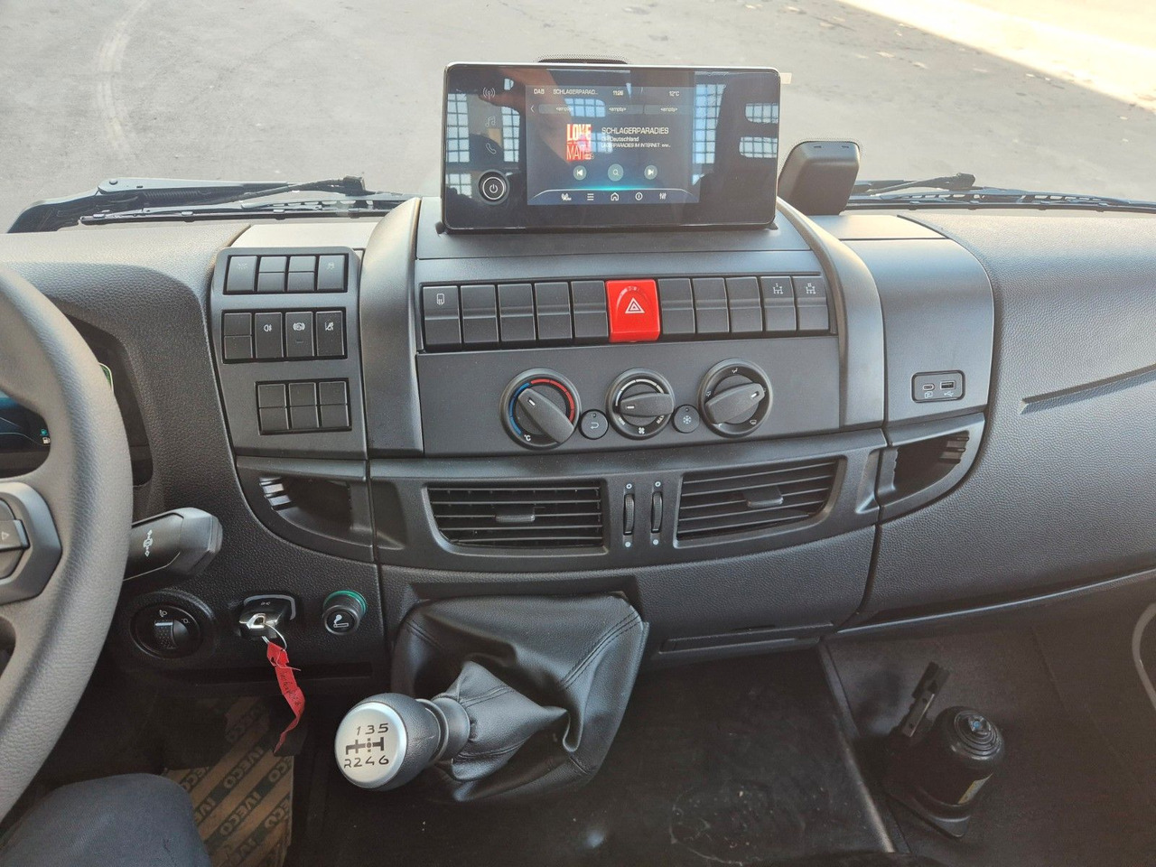 Tippbil Iveco Eurocargo ML80E21 Meiller 2x AHK 3 Sitze: bilde 15 Tippbil Iveco Eurocargo ML80E21 Meiller 2x AHK 3 Sitze: bilde 15