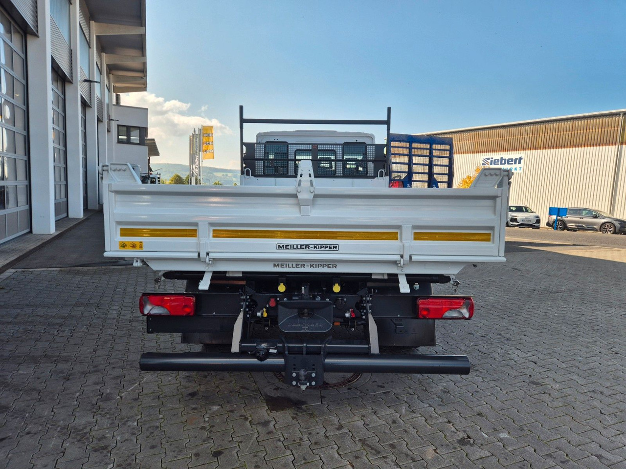 Tippbil Iveco Eurocargo ML80E21 Meiller 2x AHK 3 Sitze: bilde 9 Tippbil Iveco Eurocargo ML80E21 Meiller 2x AHK 3 Sitze: bilde 9
