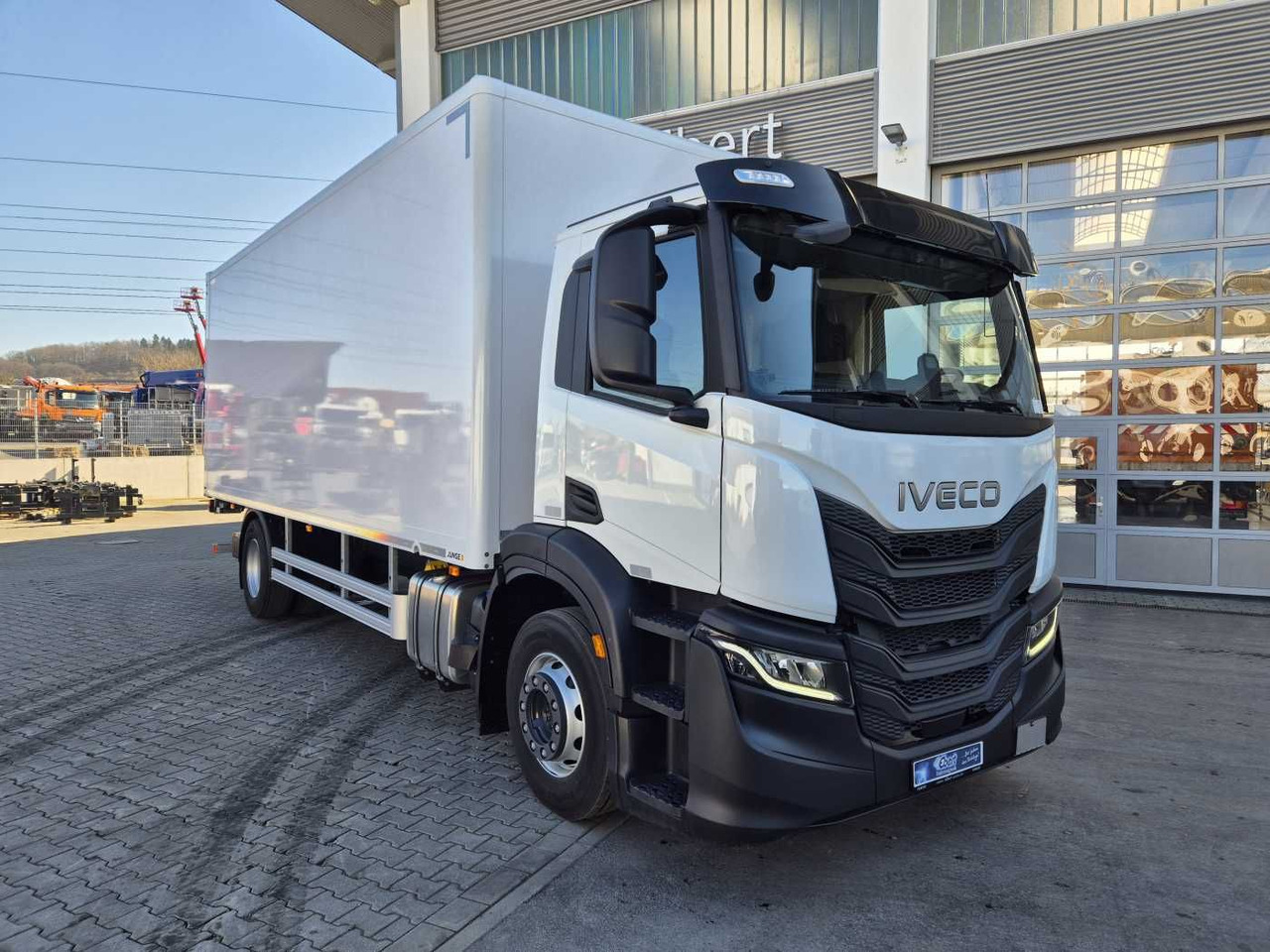 Iveco S-Way AD190S40/P Junge AHK LBW 2.000kg - Skapbil: bilde 2 Iveco S-Way AD190S40/P Junge AHK LBW 2.000kg - Skapbil: bilde 2