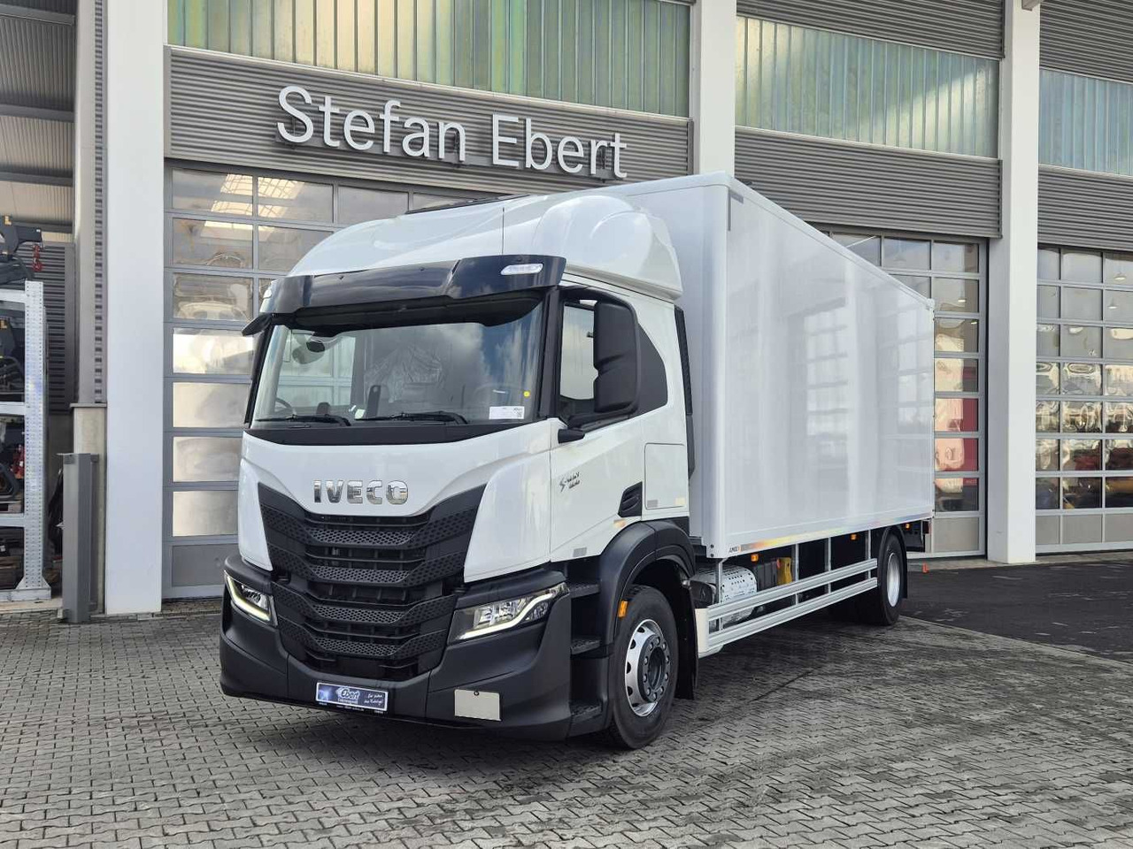 Iveco S Way AT190S40/P LBW Tür AHK Navi Bett - Skapbil: bilde 1 Iveco S Way AT190S40/P LBW Tür AHK Navi Bett - Skapbil: bilde 1