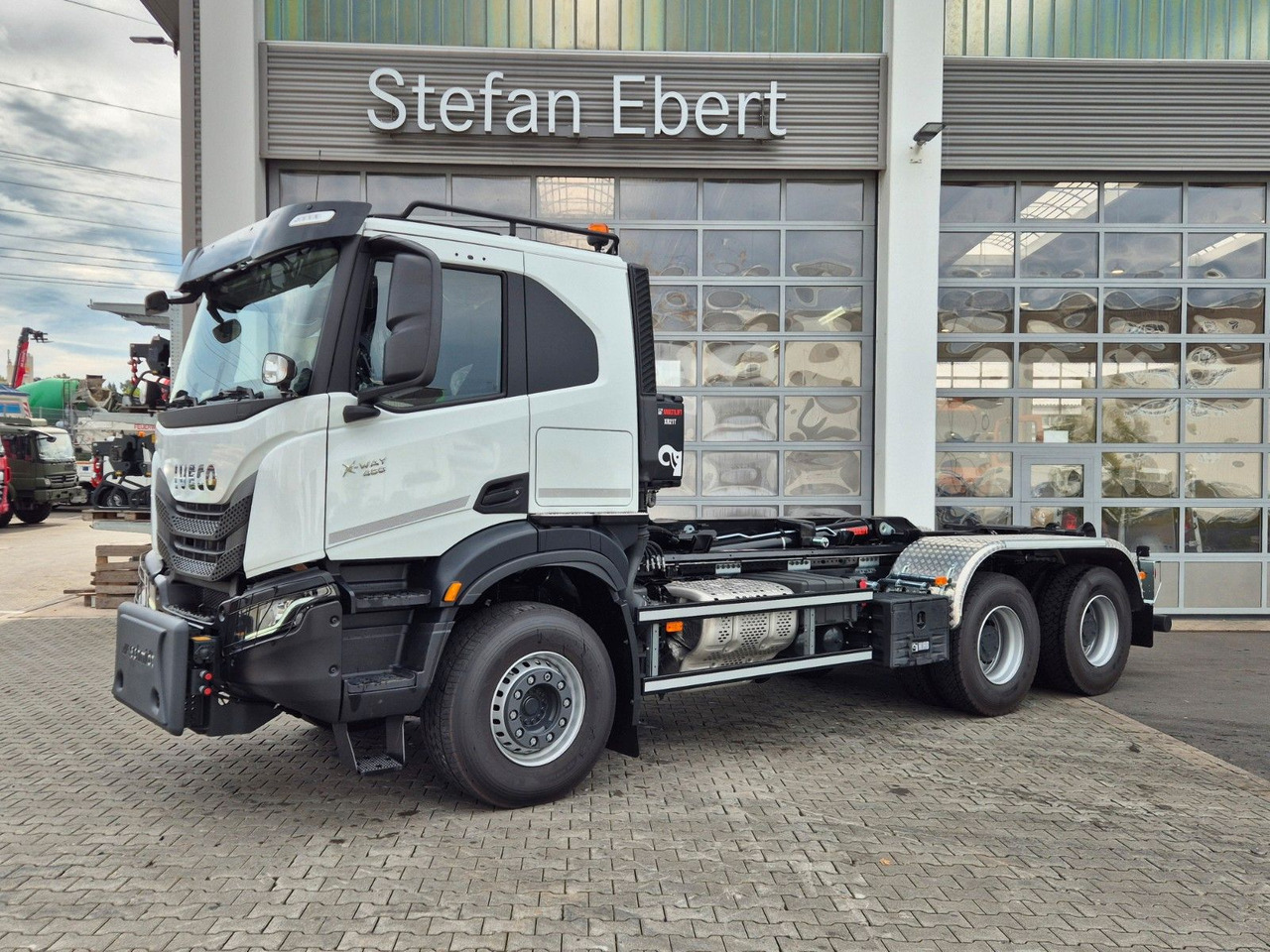 Iveco X-Way AT300X48Z/P HR OFF 6x4 Hiab Winterdienst - Krokbil: bilde 4 Iveco X-Way AT300X48Z/P HR OFF 6x4 Hiab Winterdienst - Krokbil: bilde 4