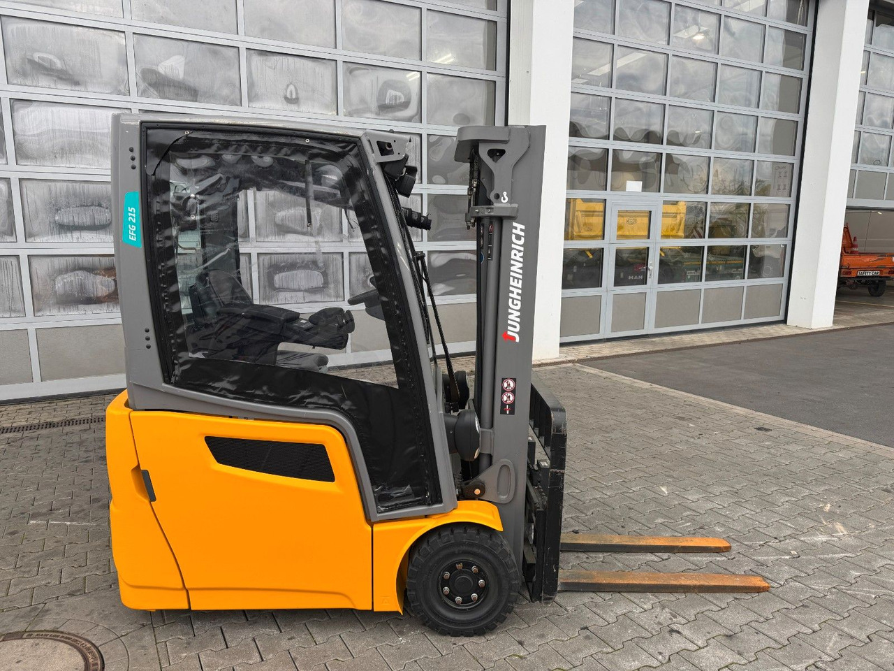 Jungheinrich EFG 215 / Triplex: 4.25m! / SS / 4.168h / 2024 - El-truck: bilde 2 Jungheinrich EFG 215 / Triplex: 4.25m! / SS / 4.168h / 2024 - El-truck: bilde 2