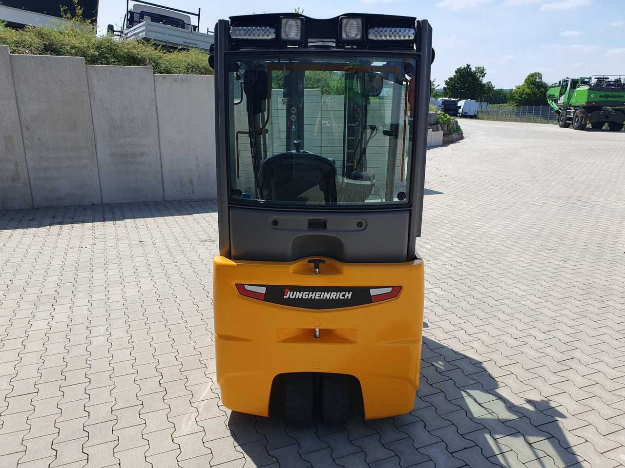 Jungheinrich EFG 215 / Triplex: 4.25m! / SS / nur 1.368h! - El-truck: bilde 5 Jungheinrich EFG 215 / Triplex: 4.25m! / SS / nur 1.368h! - El-truck: bilde 5