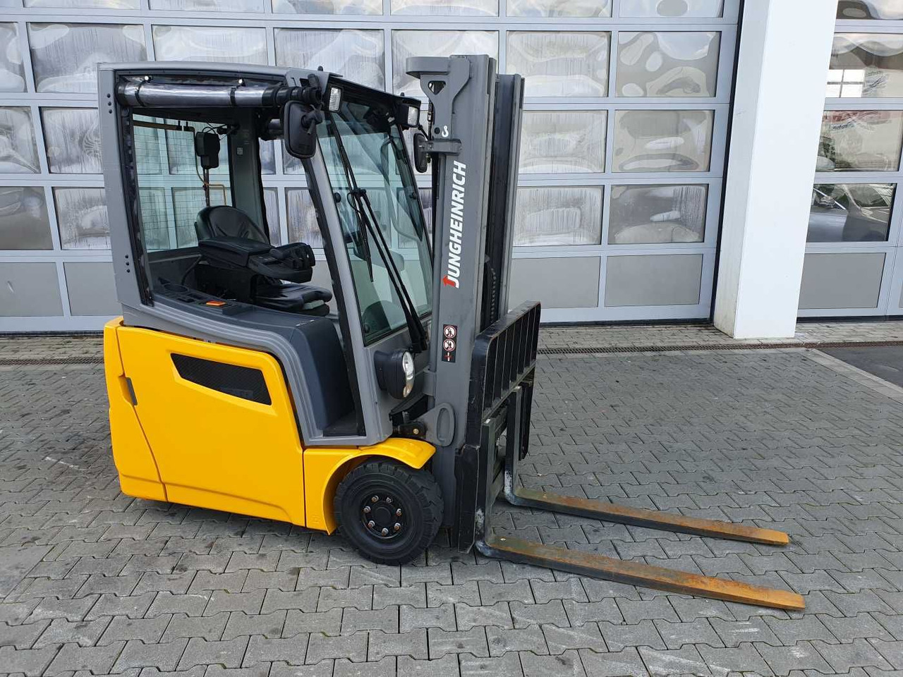 Jungheinrich EFG 215 / Triplex: 4.25m! / SS / nur 2.184h! - El-truck: bilde 2 Jungheinrich EFG 215 / Triplex: 4.25m! / SS / nur 2.184h! - El-truck: bilde 2