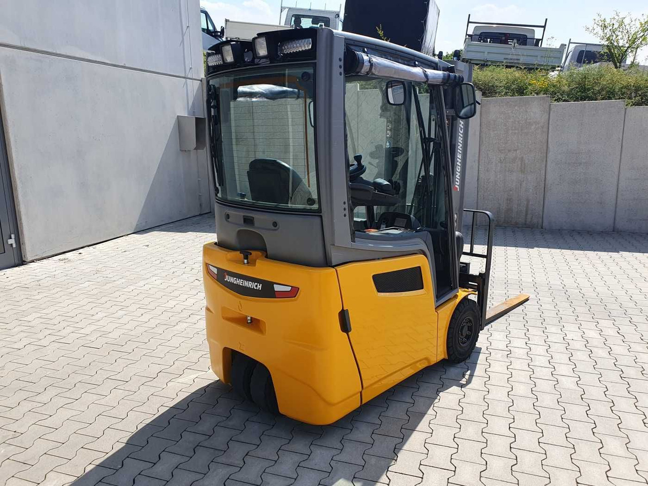Jungheinrich EFG 215 / Triplex: 4.25m! / SS / nur 2.184h! - El-truck: bilde 4 Jungheinrich EFG 215 / Triplex: 4.25m! / SS / nur 2.184h! - El-truck: bilde 4