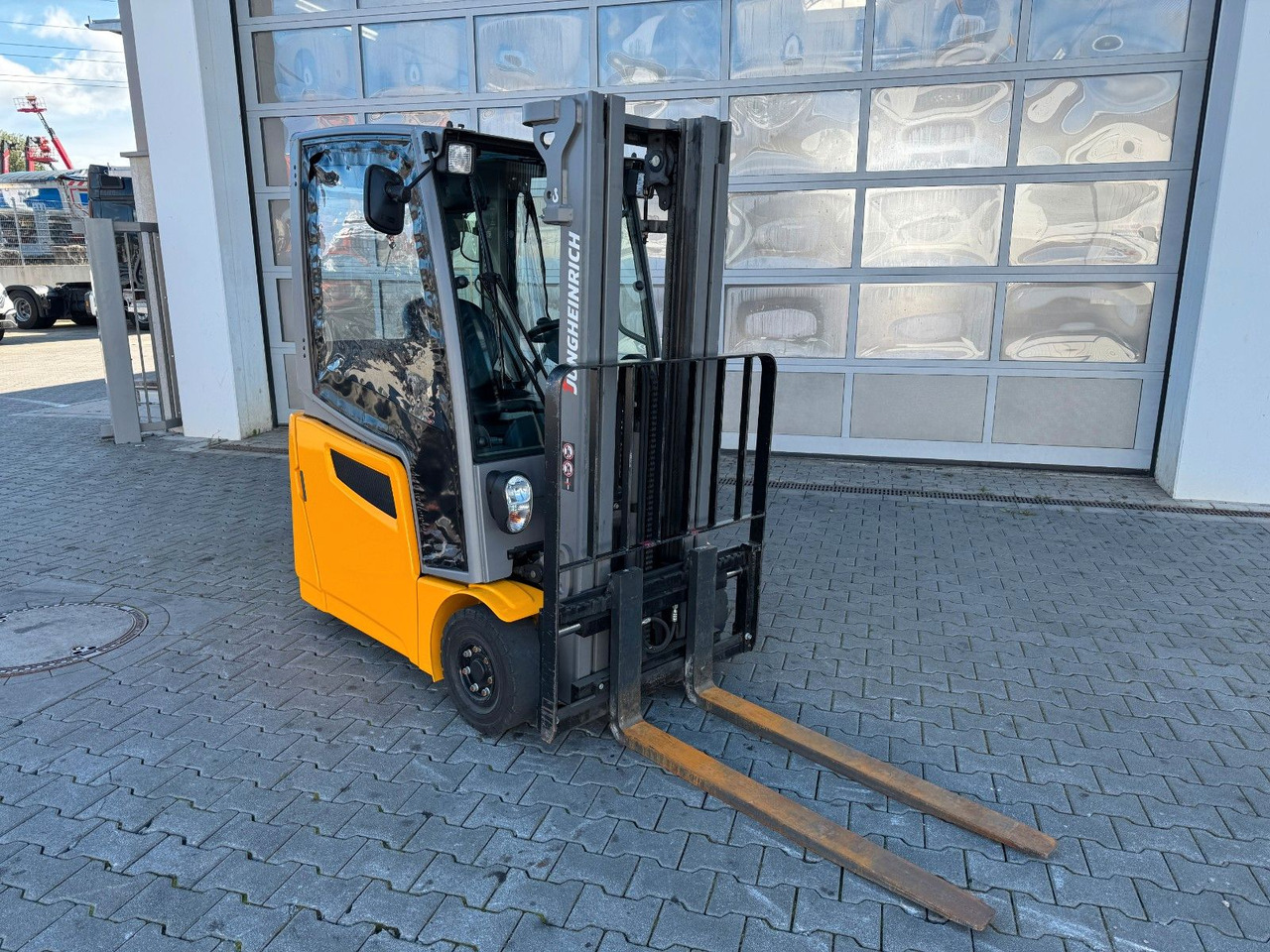 Jungheinrich EFG 215 / Triplex: 4.25m! / SS / nur 2.865h! - El-truck: bilde 3 Jungheinrich EFG 215 / Triplex: 4.25m! / SS / nur 2.865h! - El-truck: bilde 3