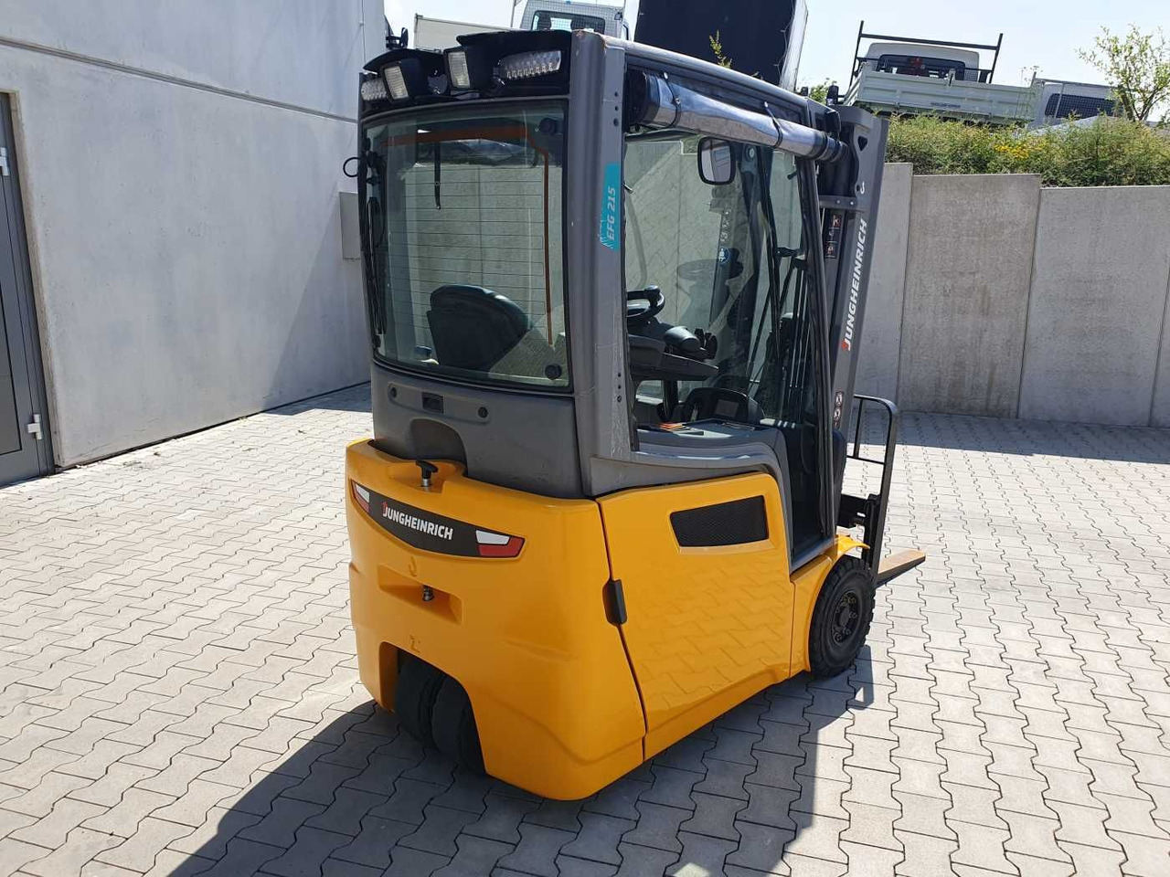Jungheinrich EFG 215 / Triplex: 4.25m! / nur 3.439h! / 2022 - El-truck: bilde 4 Jungheinrich EFG 215 / Triplex: 4.25m! / nur 3.439h! / 2022 - El-truck: bilde 4