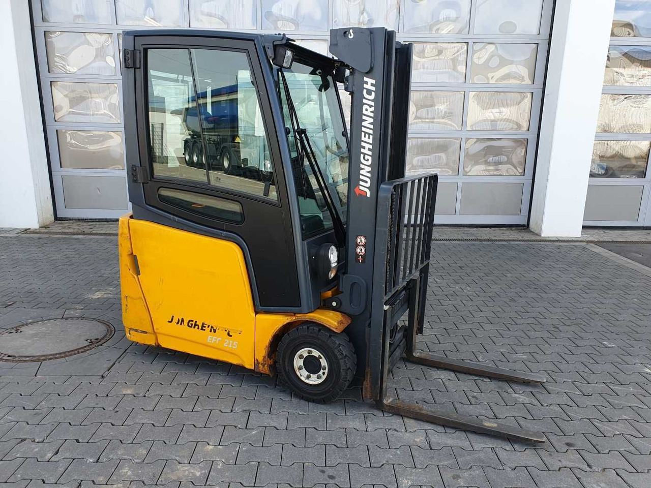Jungheinrich EFG 215 / Triplex: 4.35m! / SS / nur 2.054h! - El-truck: bilde 2 Jungheinrich EFG 215 / Triplex: 4.35m! / SS / nur 2.054h! - El-truck: bilde 2