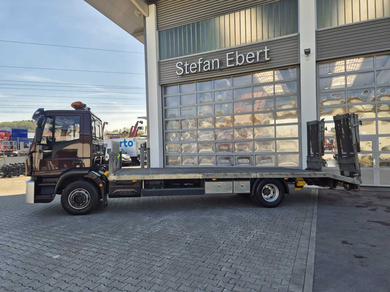 Iveco Eurocargo ML140E25/P Maschinentransporter Winde - Lastebil: bilde 4 Iveco Eurocargo ML140E25/P Maschinentransporter Winde - Lastebil: bilde 4