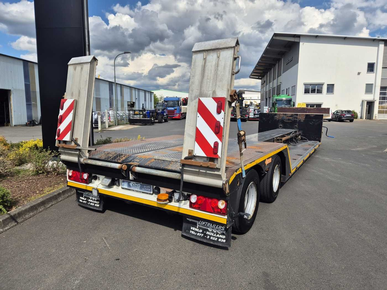 LinTrailers S2A 14 LSDN Teleskopierbar BPW-Achsen 57.000km - Lavloader semitrailer: bilde 2 LinTrailers S2A 14 LSDN Teleskopierbar BPW-Achsen 57.000km - Lavloader semitrailer: bilde 2