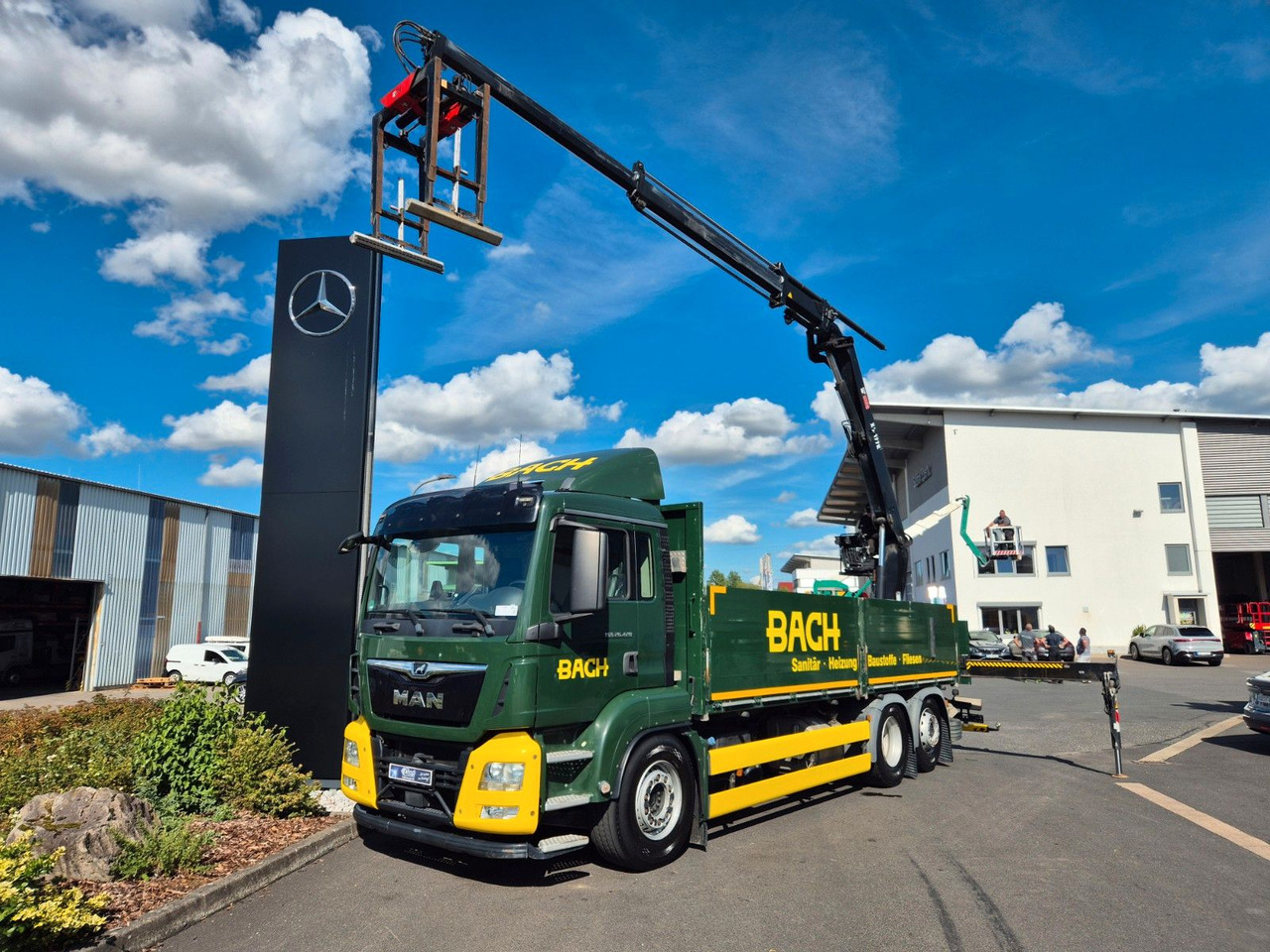 MAN TGS 26.420 6x2-4 LL Hiab 177K PRO 2 Stück - Kranbil: bilde 1 MAN TGS 26.420 6x2-4 LL Hiab 177K PRO 2 Stück - Kranbil: bilde 1