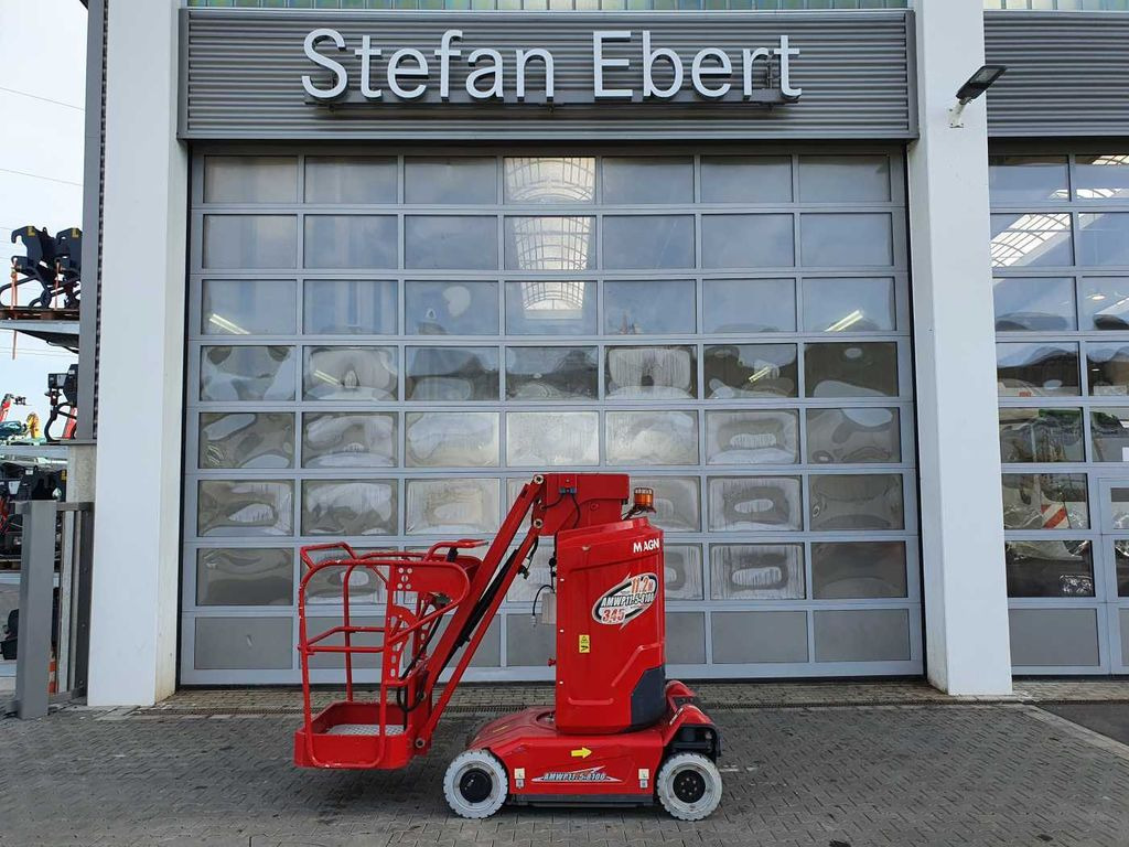 Magni AMWP 11.5-8100 / MJP11.5AC / 11,2m / 179h! Magni AMWP 11.5-8100 / MJP11.5AC / 11,2m / 179h! - Mastlift: bilde 1 Magni AMWP 11.5-8100 / MJP11.5AC / 11,2m / 179h! Magni AMWP 11.5-8100 / MJP11.5AC / 11,2m / 179h! - Mastlift: bilde 1