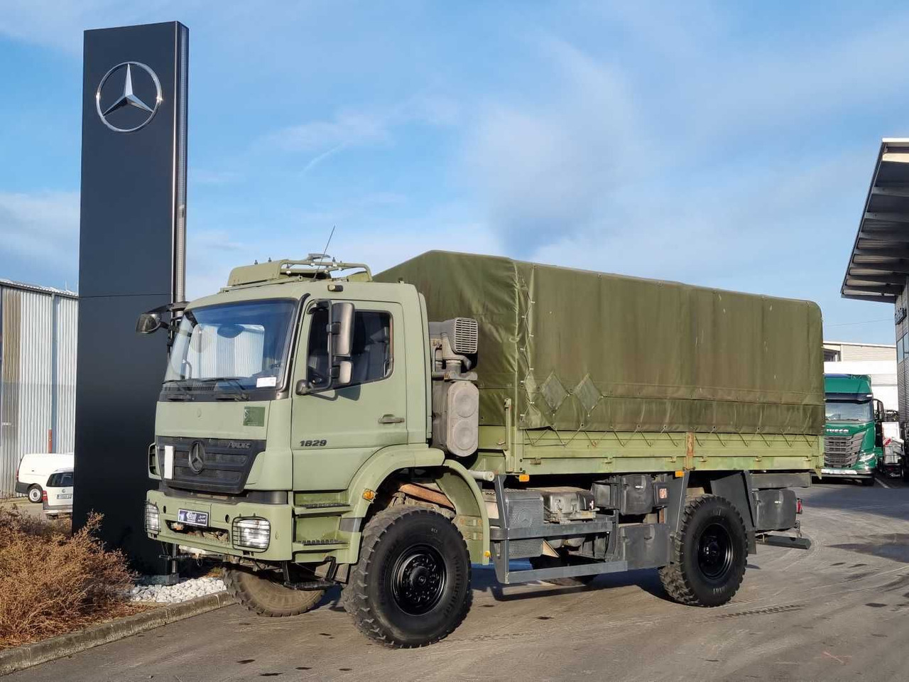 Mercedes-Benz Axor 1829 A 4x4 Pritsche/Plane 10 Stück - Planbil: bilde 3 Mercedes-Benz Axor 1829 A 4x4 Pritsche/Plane 10 Stück - Planbil: bilde 3