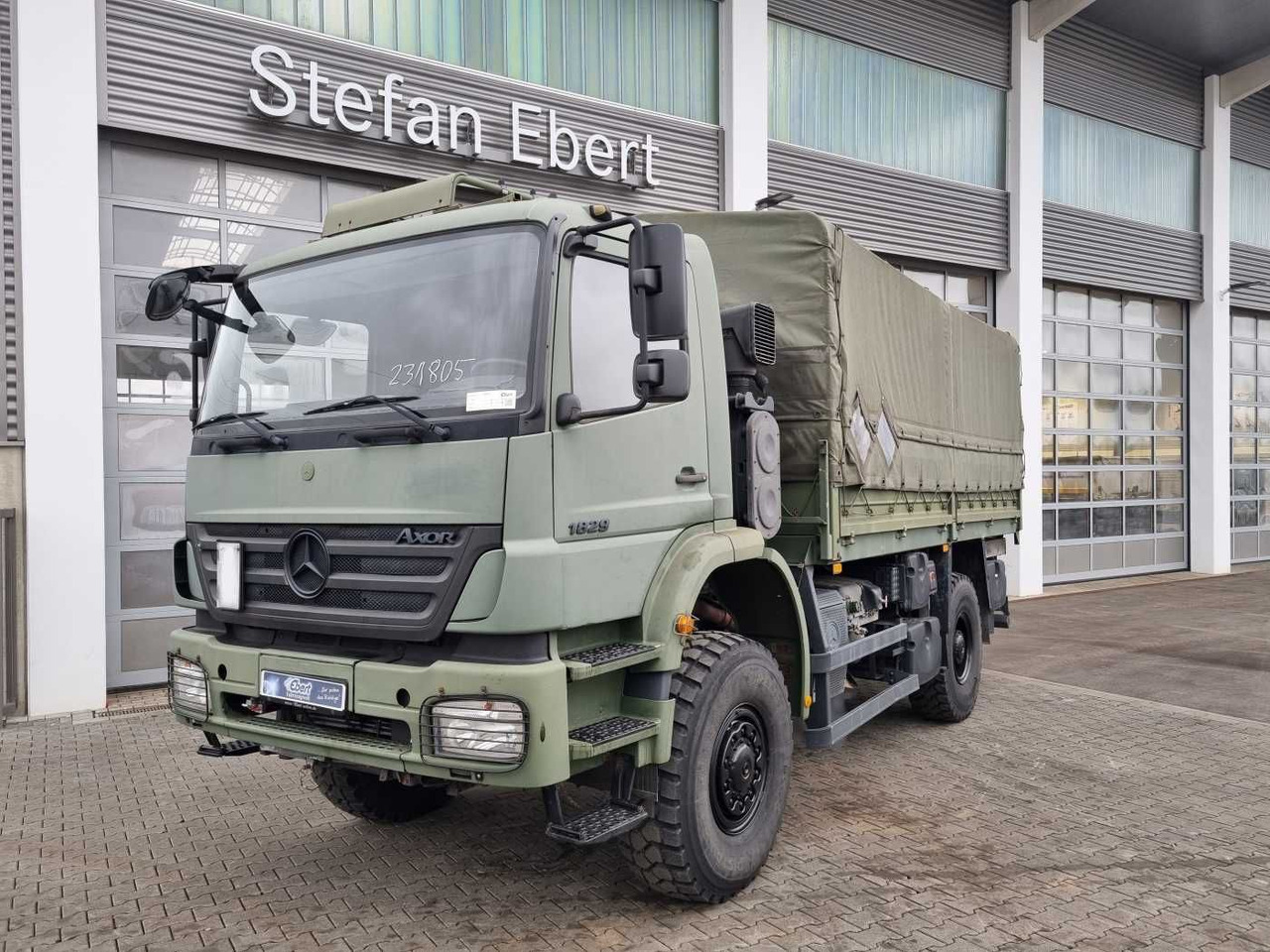 Mercedes-Benz Axor 1829 A 4x4 Pritsche/Plane 10 Stück - Kapellbil: bilde 2 Mercedes-Benz Axor 1829 A 4x4 Pritsche/Plane 10 Stück - Kapellbil: bilde 2
