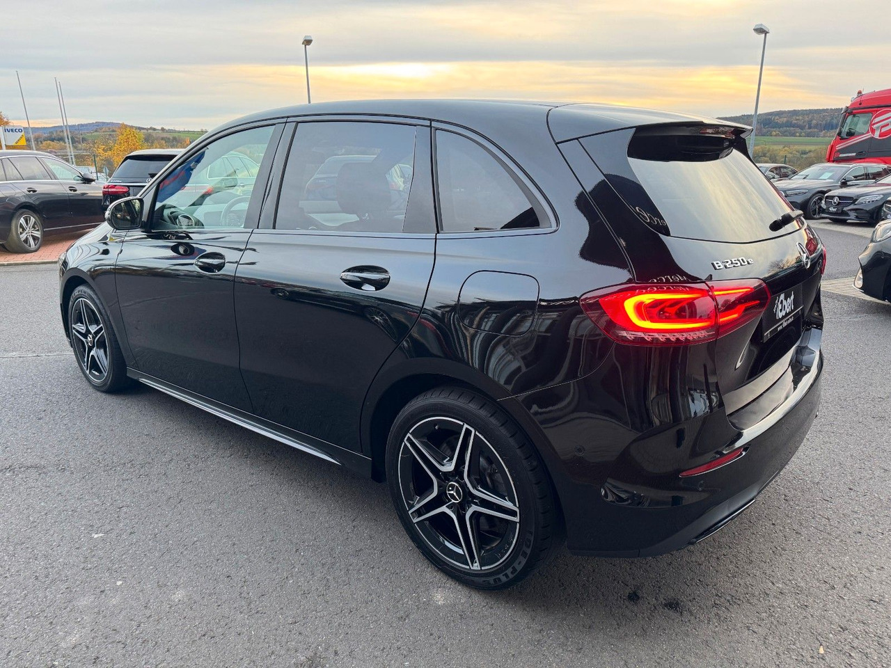 Mercedes-Benz B 250e Edition2020+AMG+Ambiente+Night+LED - Sedan: bilde 3 Mercedes-Benz B 250e Edition2020+AMG+Ambiente+Night+LED - Sedan: bilde 3