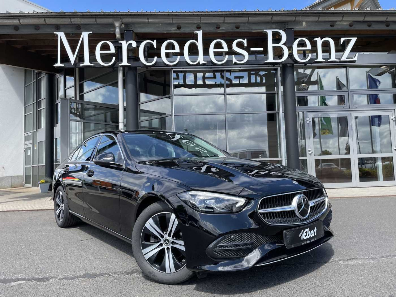 Mercedes-Benz C 180 9G Avantgarde Memory+Distr+ 360°+Keyless+L - Sedan: bilde 1 Mercedes-Benz C 180 9G Avantgarde Memory+Distr+ 360°+Keyless+L - Sedan: bilde 1
