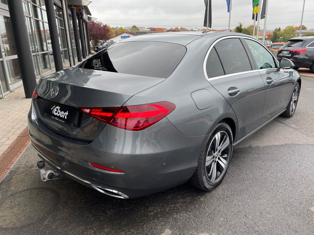 Mercedes-Benz C 180 AVANTGARDE R-Kamera+AHK+TOTW+Ambiente - Sedan: bilde 4 Mercedes-Benz C 180 AVANTGARDE R-Kamera+AHK+TOTW+Ambiente - Sedan: bilde 4