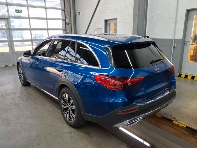 Mercedes-Benz C 200 T All Terrain 4M+Ambiente+360+Augmented - Stasjonsvogn: bilde 2 Mercedes-Benz C 200 T All Terrain 4M+Ambiente+360+Augmented - Stasjonsvogn: bilde 2
