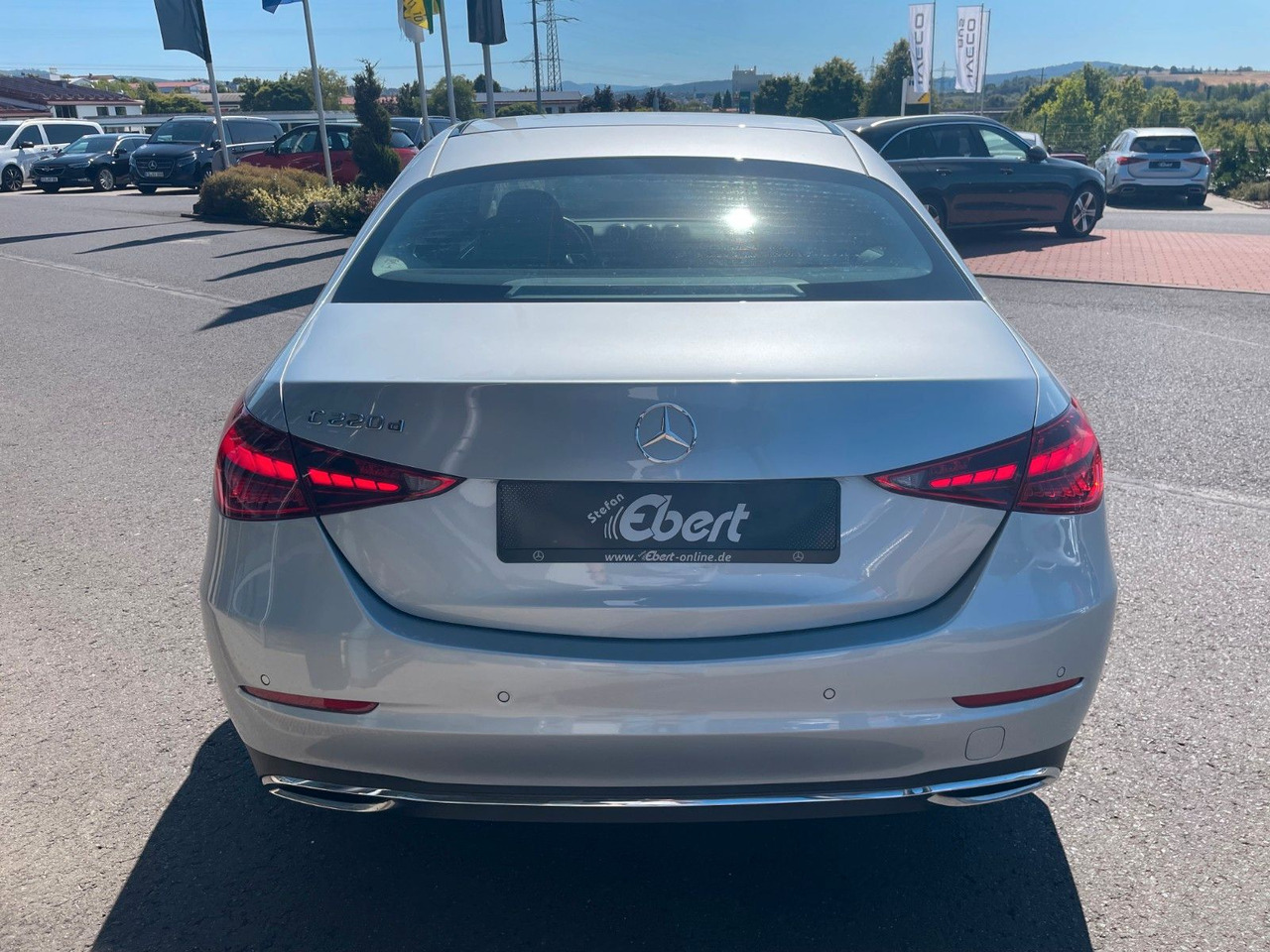 Mercedes-Benz C 220 d AVANTGARDE R-Kamera+Carplay+TotW+Ambient - Sedan: bilde 4 Mercedes-Benz C 220 d AVANTGARDE R-Kamera+Carplay+TotW+Ambient - Sedan: bilde 4