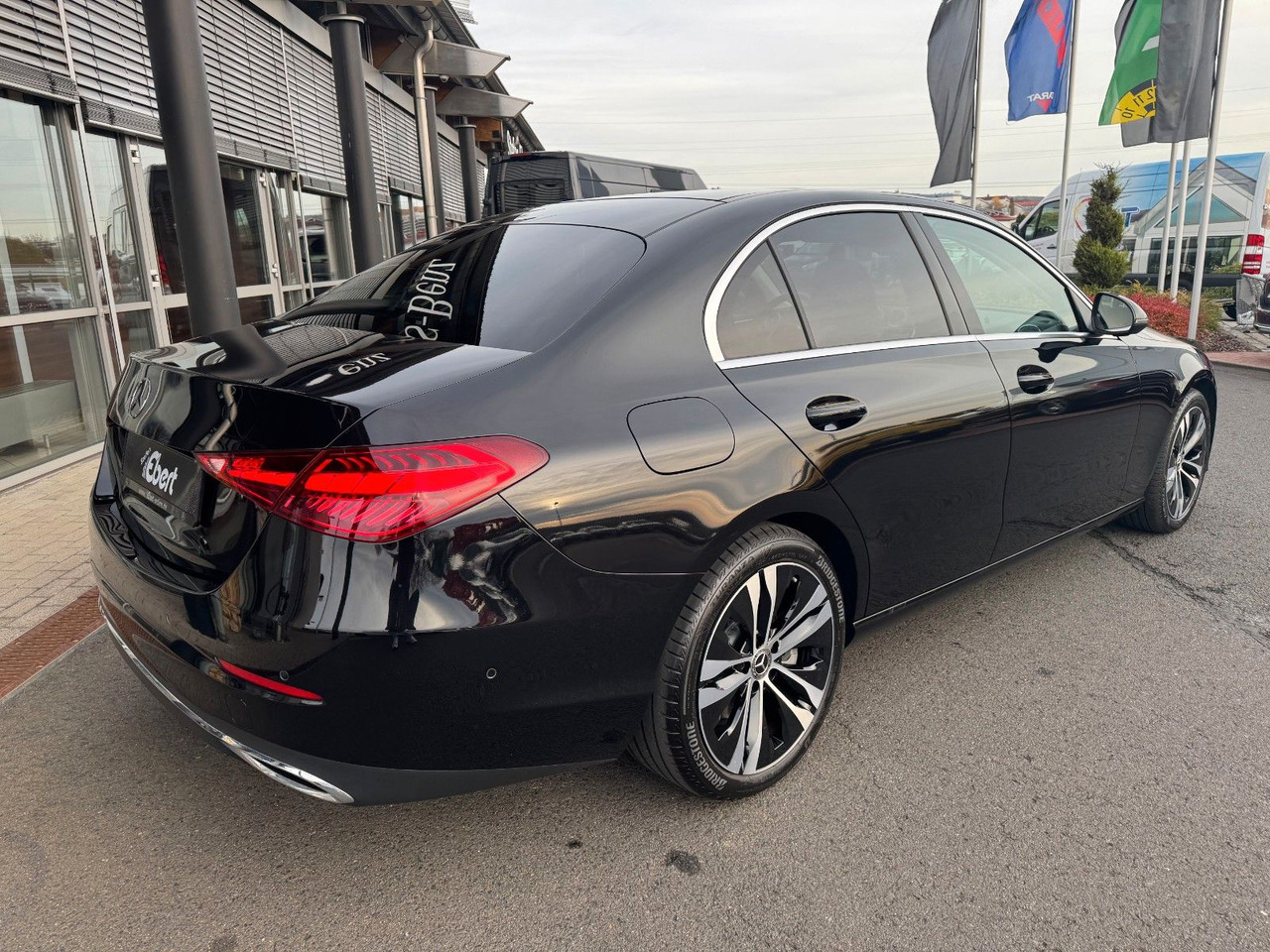 Mercedes-Benz C 220d Avantgarde+Pano+HUD+RFK+TotW+AmbiPrem - Sedan: bilde 5 Mercedes-Benz C 220d Avantgarde+Pano+HUD+RFK+TotW+AmbiPrem - Sedan: bilde 5