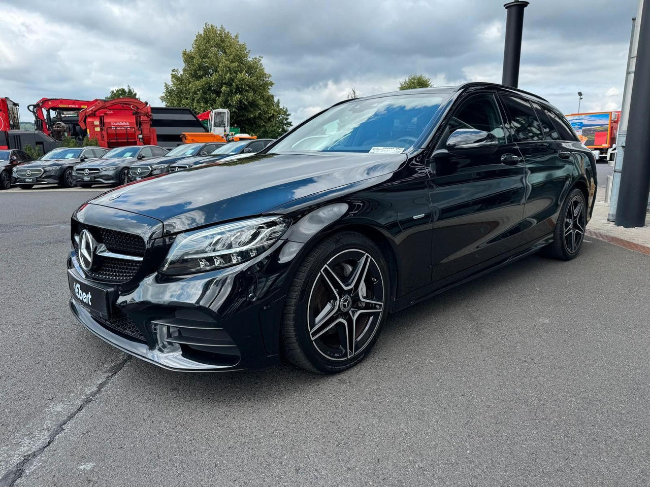 Mercedes-Benz C 220d NightEdition+AMG+Distr+SportfahrW+RFK - Stasjonsvogn: bilde 2 Mercedes-Benz C 220d NightEdition+AMG+Distr+SportfahrW+RFK - Stasjonsvogn: bilde 2