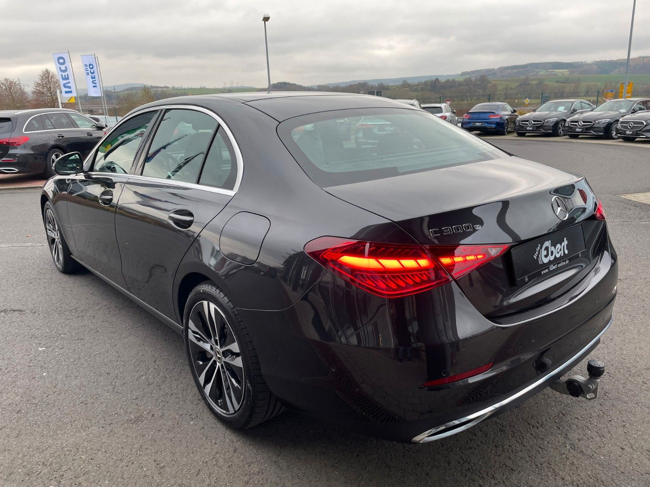 Mercedes-Benz C 300 e Avantgarde Digital+S-Dach+AHK+Distr+ - Sedan: bilde 3 Mercedes-Benz C 300 e Avantgarde Digital+S-Dach+AHK+Distr+ - Sedan: bilde 3