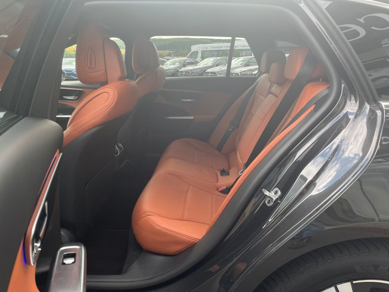 Mercedes-Benz C 300 e T AVANTGARDE R-Kamera+TOTW+Carplay - Stasjonsvogn: bilde 2 Mercedes-Benz C 300 e T AVANTGARDE R-Kamera+TOTW+Carplay - Stasjonsvogn: bilde 2
