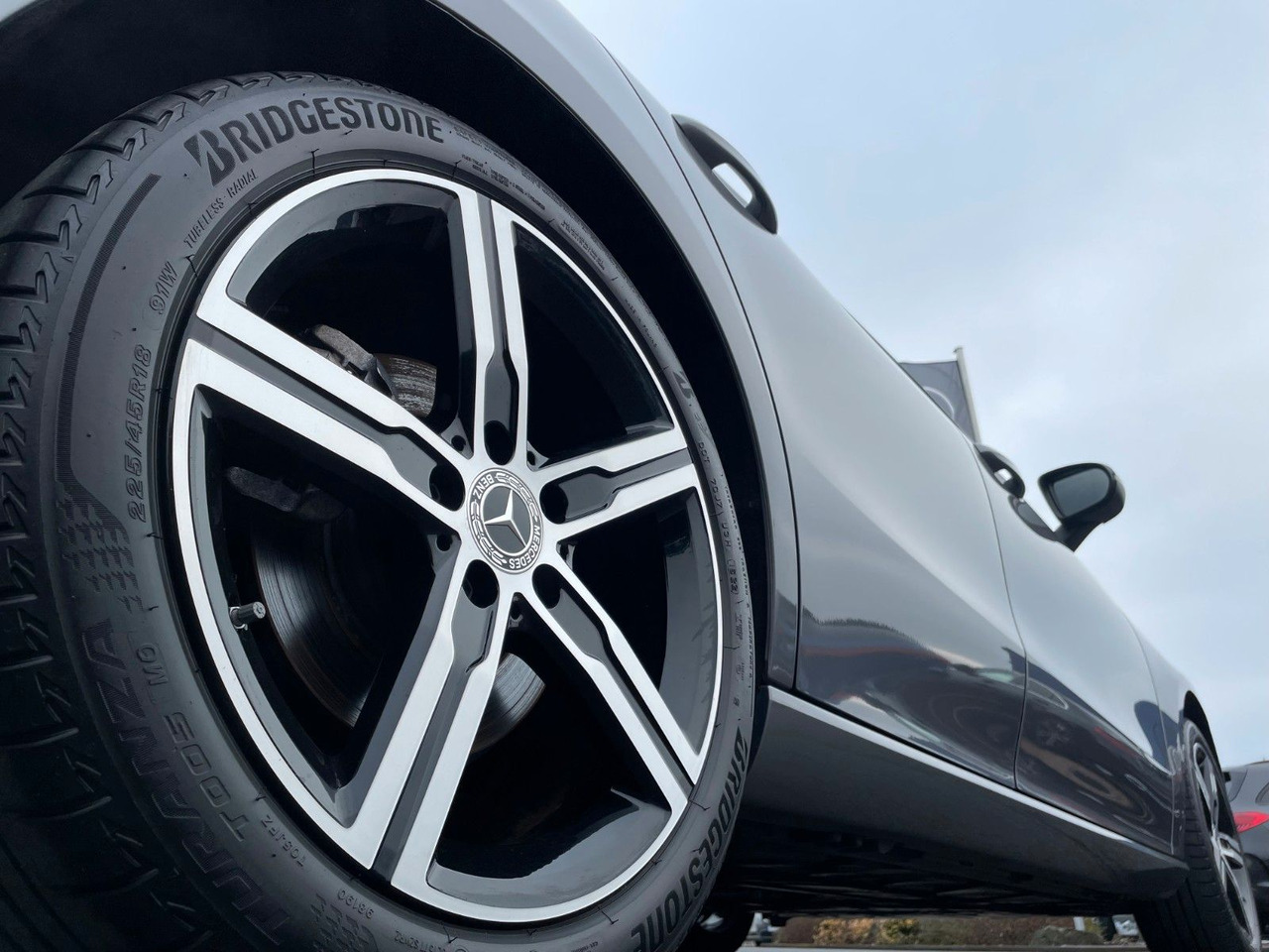 Mercedes-Benz CLA 200 d SB Night+Pano+AHK+MBUX+R-Kamera+Leder - Stasjonsvogn: bilde 5 Mercedes-Benz CLA 200 d SB Night+Pano+AHK+MBUX+R-Kamera+Leder - Stasjonsvogn: bilde 5