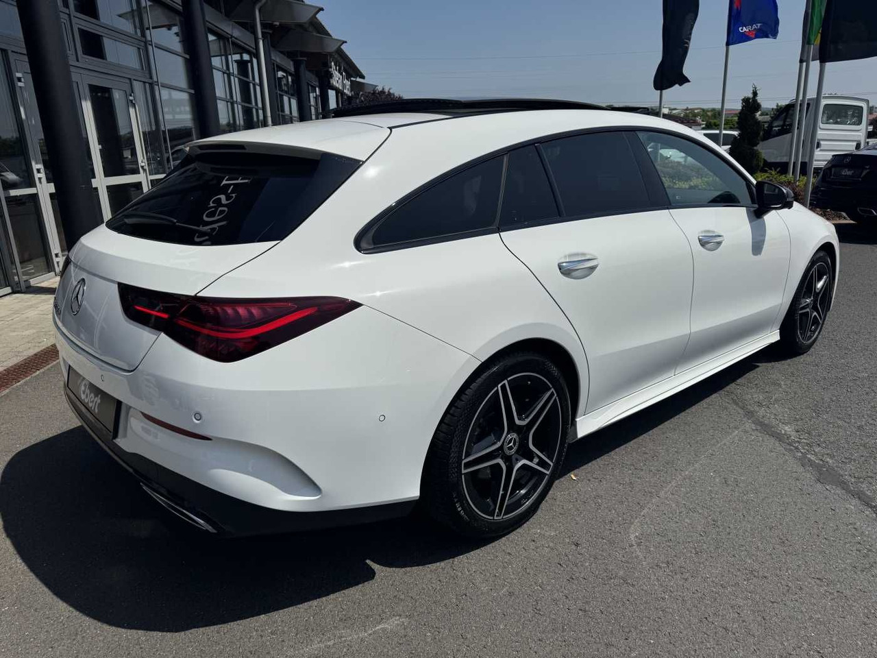 Mercedes-Benz CLA 220d Shooting Brake AMG+Pano+Distr+AHK+uvm. - Personenbil: bilde 4 Mercedes-Benz CLA 220d Shooting Brake AMG+Pano+Distr+AHK+uvm. - Personenbil: bilde 4