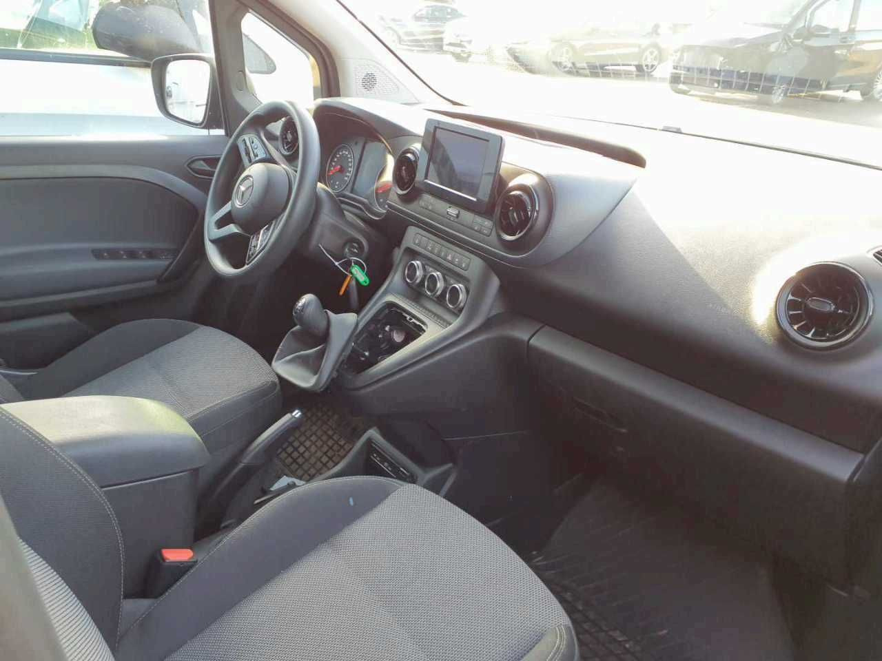 Mercedes-Benz Citan 113 Tourer Klimaautomatik AK Kamera MBUX - Personenbil: bilde 4 Mercedes-Benz Citan 113 Tourer Klimaautomatik AK Kamera MBUX - Personenbil: bilde 4