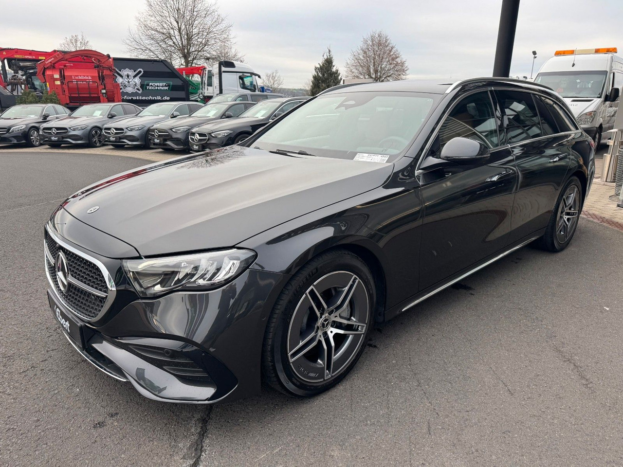 Mercedes-Benz E 220d T AMG+Hyperscreen+Leder+AHK+DistrPro+STH - Stasjonsvogn: bilde 3 Mercedes-Benz E 220d T AMG+Hyperscreen+Leder+AHK+DistrPro+STH - Stasjonsvogn: bilde 3