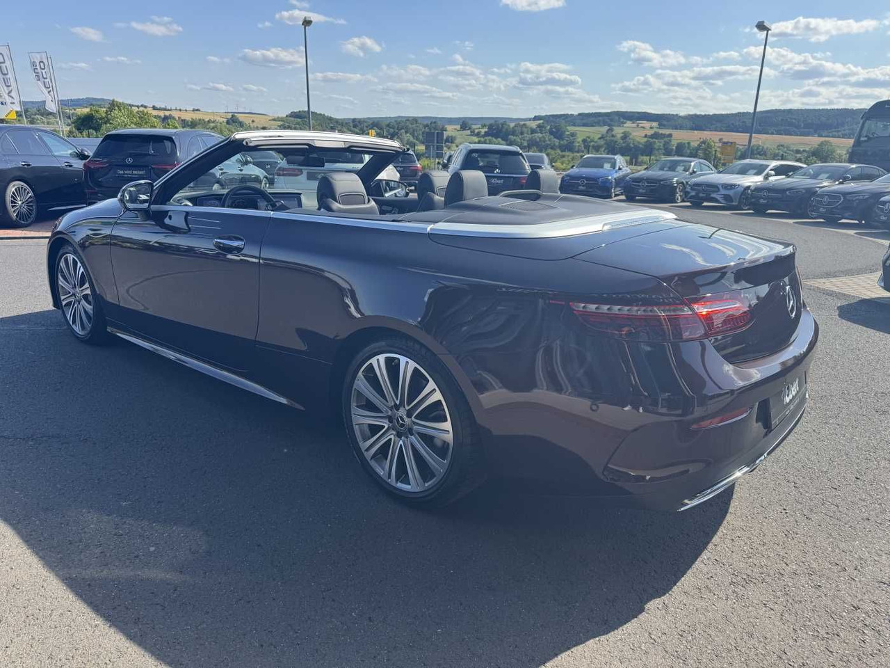 Mercedes-Benz E 400d Cabrio VOLL+AMG+Massage+Distr+Burm - Personenbil: bilde 3 Mercedes-Benz E 400d Cabrio VOLL+AMG+Massage+Distr+Burm - Personenbil: bilde 3