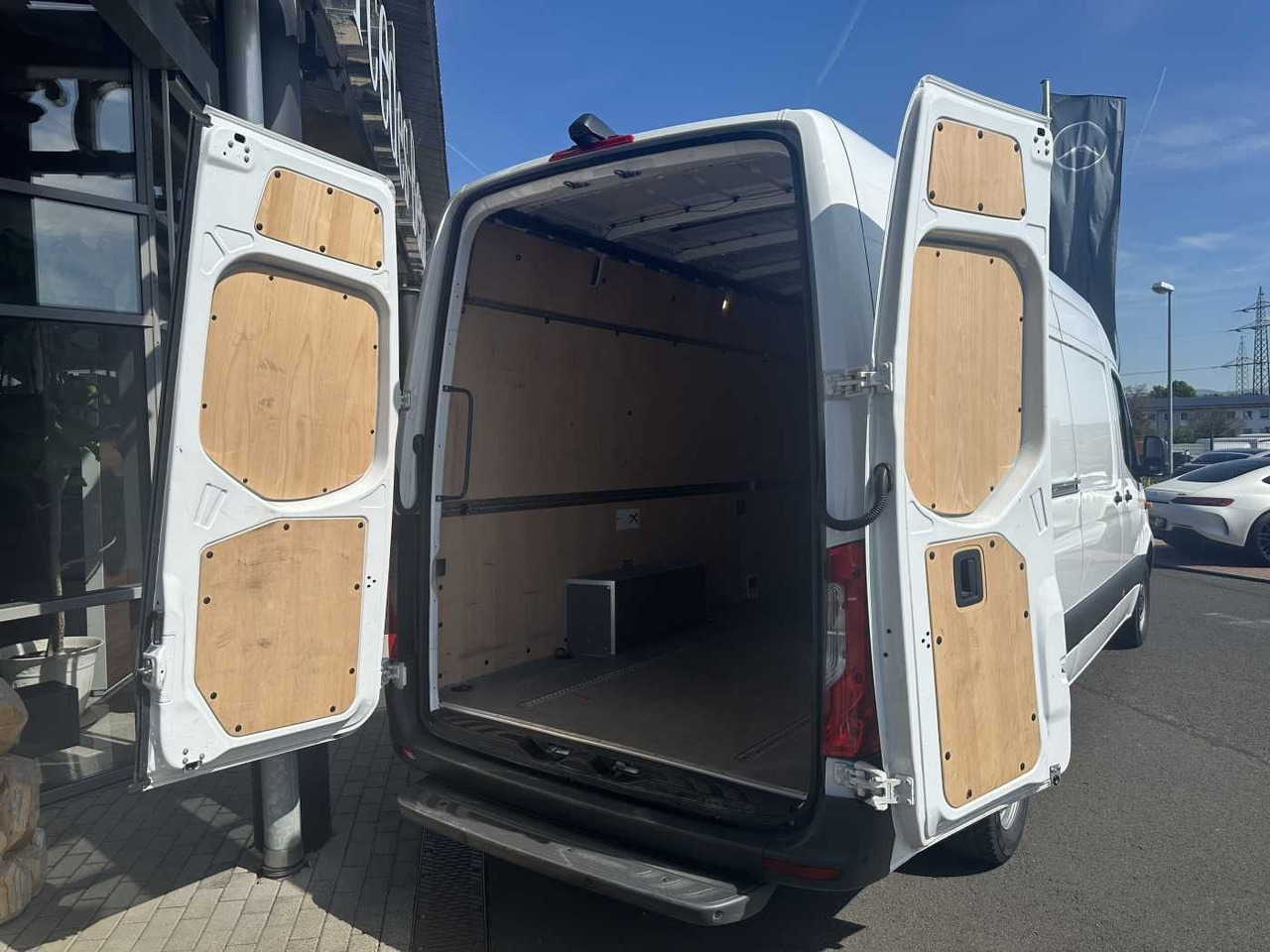 Mercedes-Benz Sprinter 315 CDI 4325 Klima 360 SHZ MBUX Schwing - Kassebil: bilde 5 Mercedes-Benz Sprinter 315 CDI 4325 Klima 360 SHZ MBUX Schwing - Kassebil: bilde 5