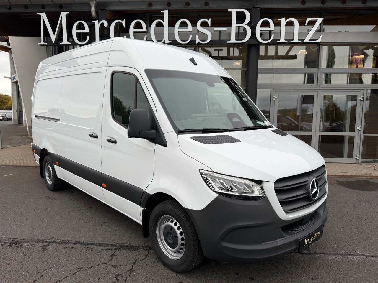 Mercedes-Benz Sprinter 317 CDI 3665 9G AHK3,5to Klima Schwing - Kassebil: bilde 1 Mercedes-Benz Sprinter 317 CDI 3665 9G AHK3,5to Klima Schwing - Kassebil: bilde 1