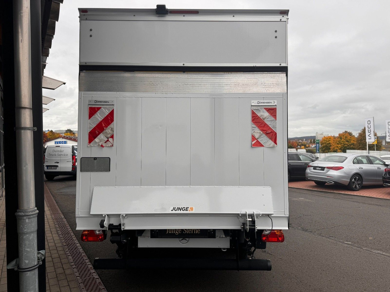 Mercedes-Benz Sprinter 317 CDI 4325 Koffer LBW Klima Kamera - Varebil med skap: bilde 5 Mercedes-Benz Sprinter 317 CDI 4325 Koffer LBW Klima Kamera - Varebil med skap: bilde 5