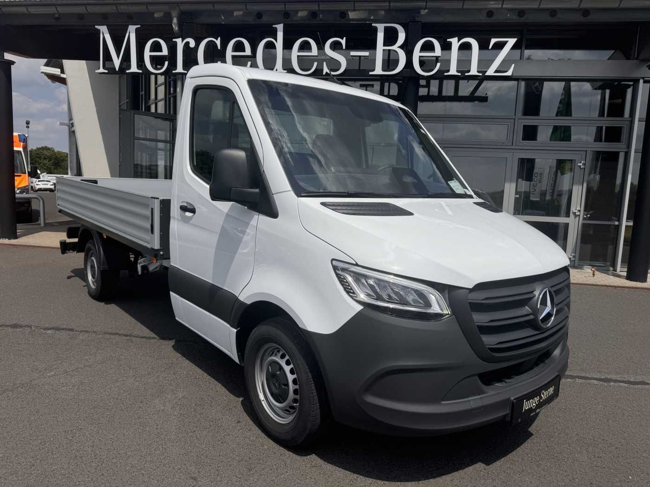 Mercedes-Benz Sprinter 317 CDI 9G 3665 Klima Kamera AHK LED - Varebil med plan: bilde 1 Mercedes-Benz Sprinter 317 CDI 9G 3665 Klima Kamera AHK LED - Varebil med plan: bilde 1