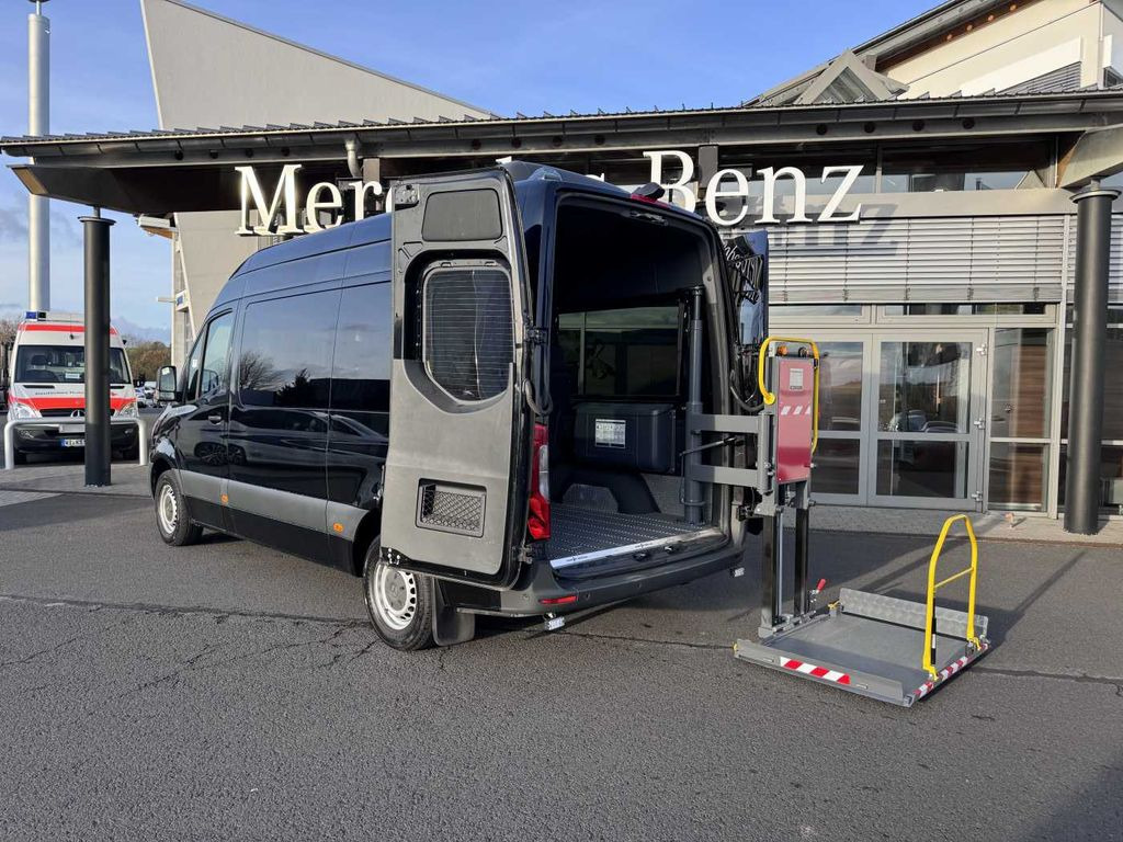 Mercedes-Benz Sprinter 317 CDI Rollstuhl-/Behinderten-Lift AMF Mercedes-Benz Sprinter 317 CDI Rollstuhl-/Behinderten-Lift AMF - Minibuss, Persontransport: bilde 1 Mercedes-Benz Sprinter 317 CDI Rollstuhl-/Behinderten-Lift AMF Mercedes-Benz Sprinter 317 CDI Rollstuhl-/Behinderten-Lift AMF - Minibuss, Persontransport: bilde 1