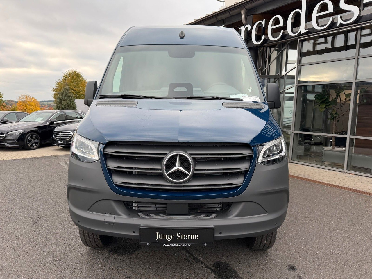 Mercedes-Benz Sprinter 319 CDI 4x4 4325 LED Navi - Kassebil: bilde 2 Mercedes-Benz Sprinter 319 CDI 4x4 4325 LED Navi - Kassebil: bilde 2