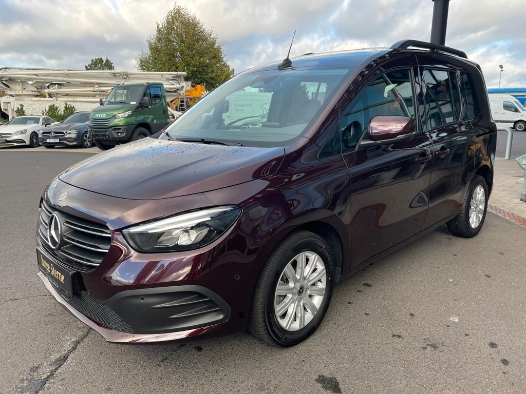 Mercedes-Benz T 180 Power Plus Autom Kamera AHK LED MBUX - Personenbil: bilde 2 Mercedes-Benz T 180 Power Plus Autom Kamera AHK LED MBUX - Personenbil: bilde 2