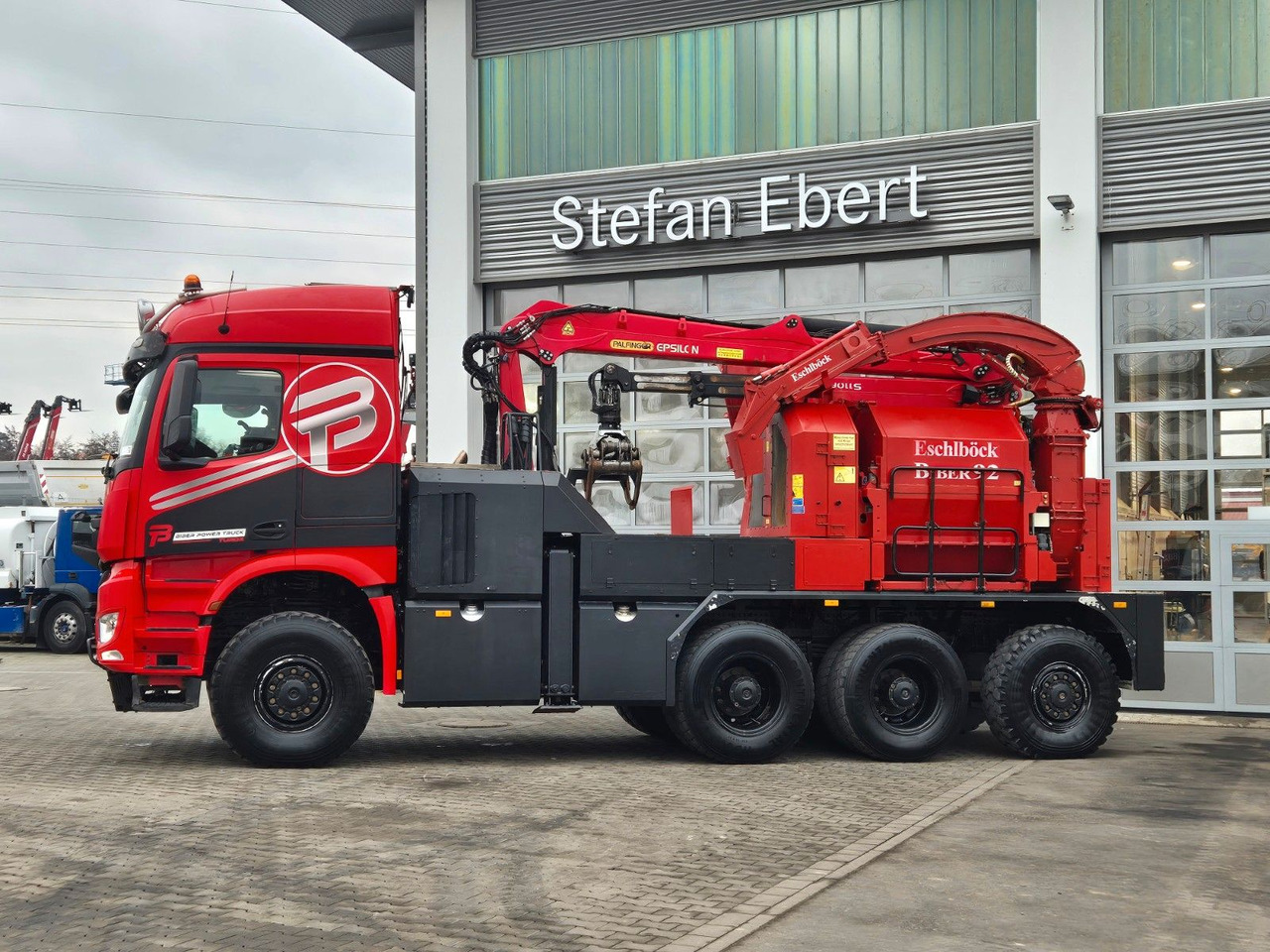 Mercedes-Benz TUROX 8x8 Eschlböck Biber 92 Holzhacker / 1.512h - Tømmerbil, Kranbil: bilde 5 Mercedes-Benz TUROX 8x8 Eschlböck Biber 92 Holzhacker / 1.512h - Tømmerbil, Kranbil: bilde 5