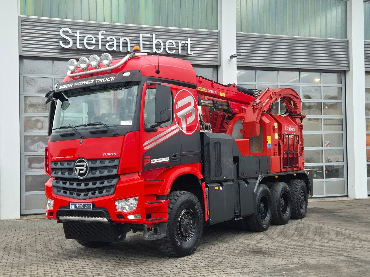 Mercedes-Benz TUROX 8x8 Eschlböck Biber 92 Holzhacker / 1.512h - Tømmerbil, Kranbil: bilde 3 Mercedes-Benz TUROX 8x8 Eschlböck Biber 92 Holzhacker / 1.512h - Tømmerbil, Kranbil: bilde 3