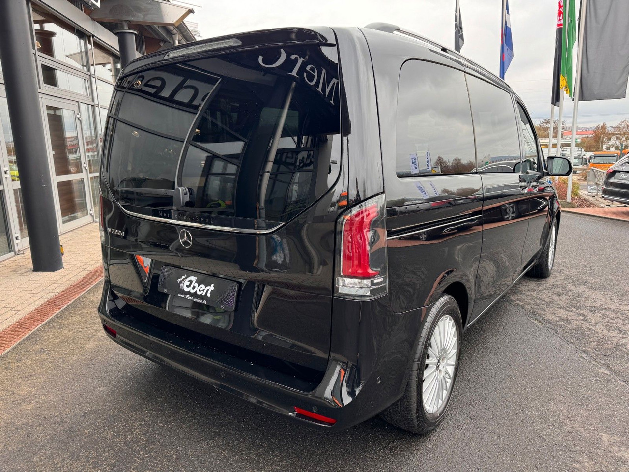 Mercedes-Benz V 220 d STYLE K Liege-Paket AHK2,5 DISTRONIC - Stasjonsvogn: bilde 4 Mercedes-Benz V 220 d STYLE K Liege-Paket AHK2,5 DISTRONIC - Stasjonsvogn: bilde 4