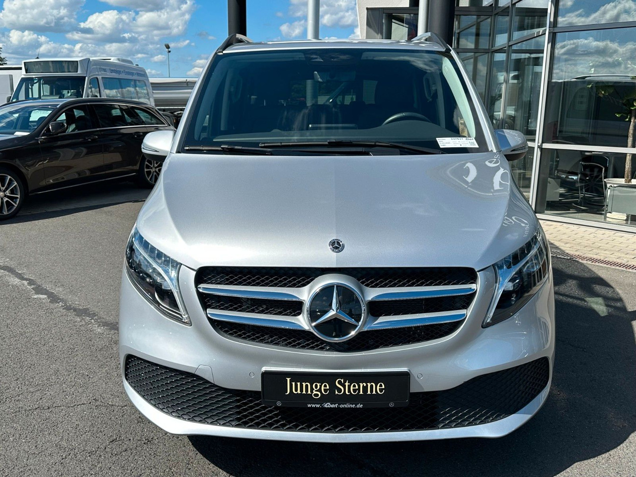 Mercedes-Benz V 250 EDITION 4MATIC Kompakt Liege-Paket AHK2,5t - Stasjonsvogn: bilde 2 Mercedes-Benz V 250 EDITION 4MATIC Kompakt Liege-Paket AHK2,5t - Stasjonsvogn: bilde 2