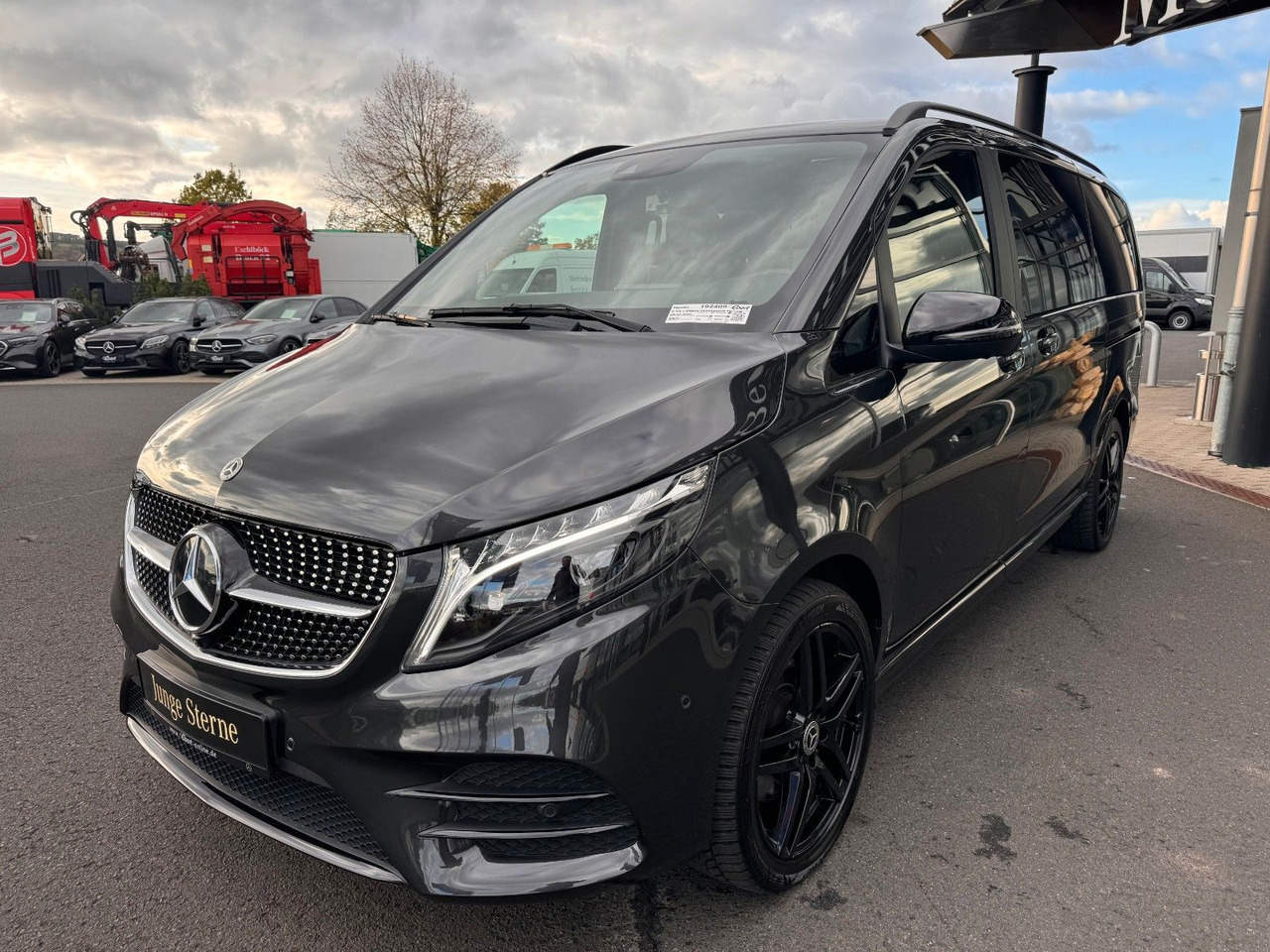 Mercedes-Benz V 300 d 4MATIC AVA ED AMG DISTR Stdh AHK2,5 PANO - Persontransport: bilde 3 Mercedes-Benz V 300 d 4MATIC AVA ED AMG DISTR Stdh AHK2,5 PANO - Persontransport: bilde 3
