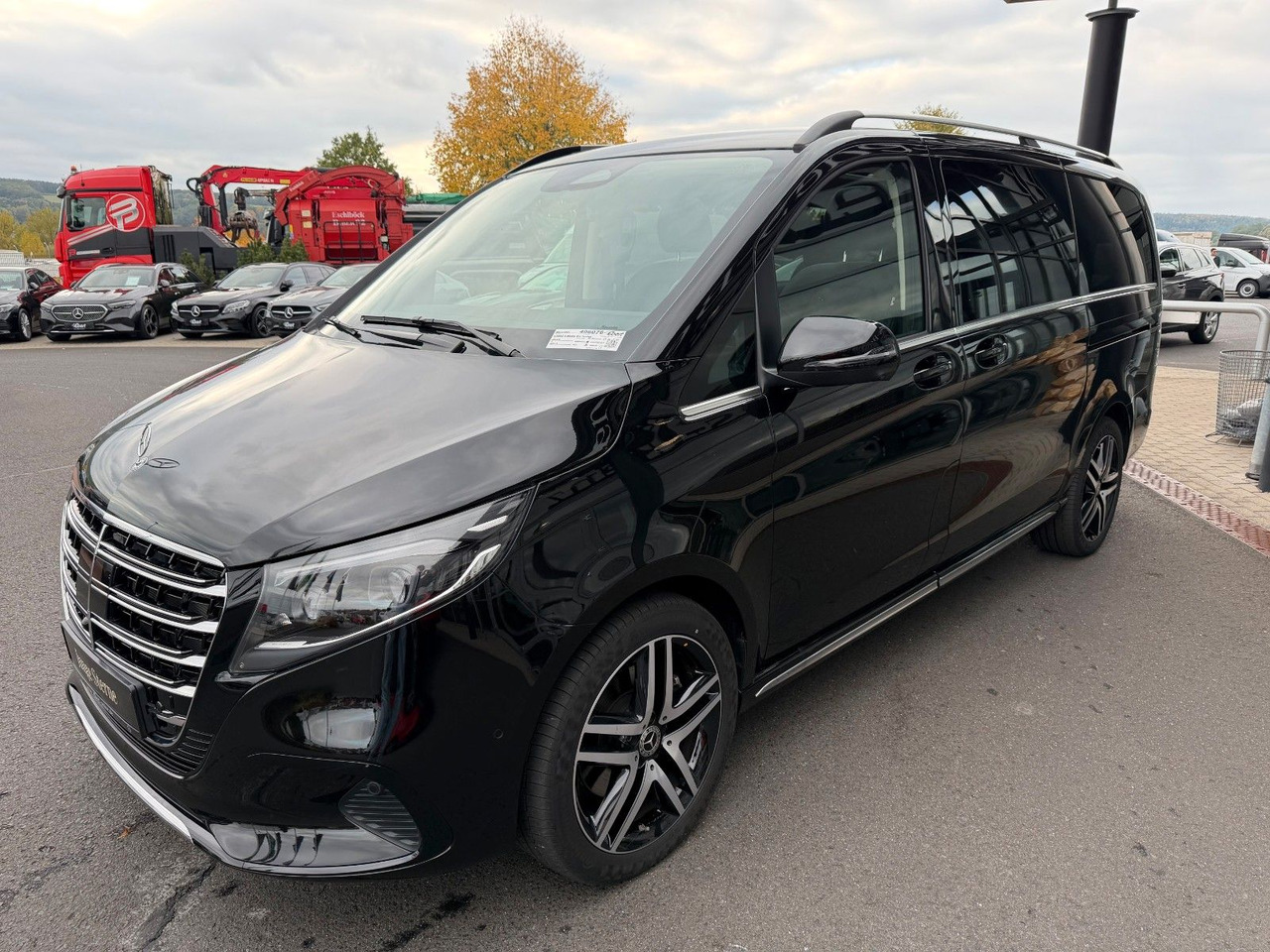 Mercedes-Benz V 300 d 4MATIC EXCLUSIVE Luxus-Sitze AHK2,5to - Stasjonsvogn: bilde 3 Mercedes-Benz V 300 d 4MATIC EXCLUSIVE Luxus-Sitze AHK2,5to - Stasjonsvogn: bilde 3