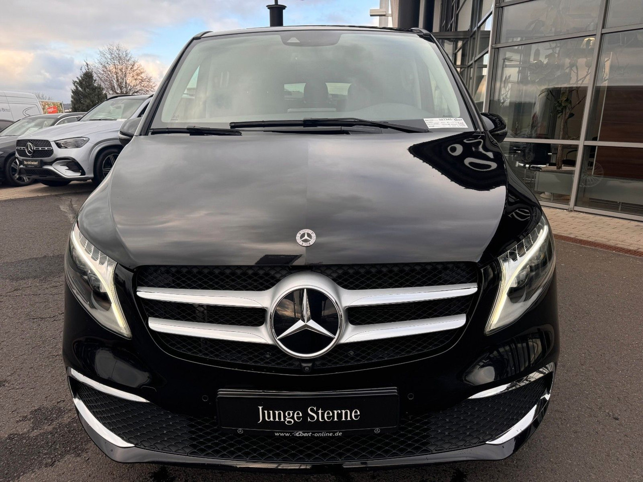 Mercedes-Benz V 300 d AVA Extralang 4MATIC AHK Stdh DISTRONIC - Stasjonsvogn: bilde 2 Mercedes-Benz V 300 d AVA Extralang 4MATIC AHK Stdh DISTRONIC - Stasjonsvogn: bilde 2